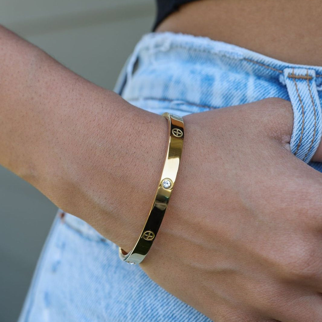Eterna Shine Kada